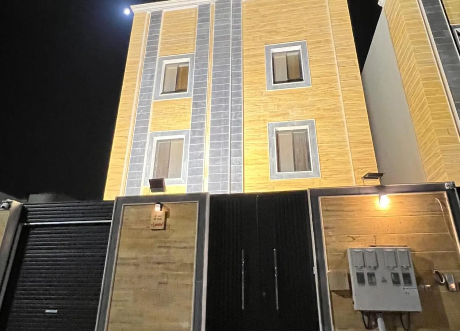 شقق الحمراء شوران - Red Apartments Μεδίνα